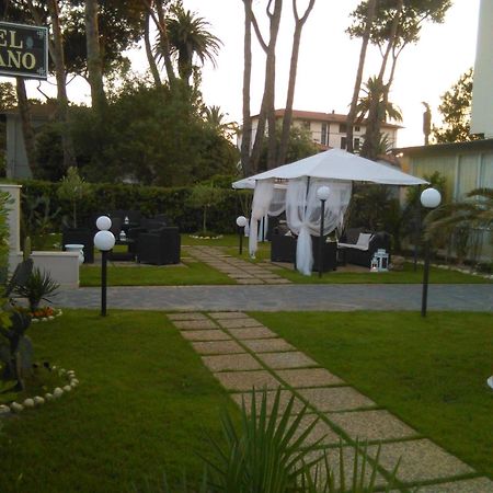 Milano Hotel Marina di Pietrasanta Exterior photo